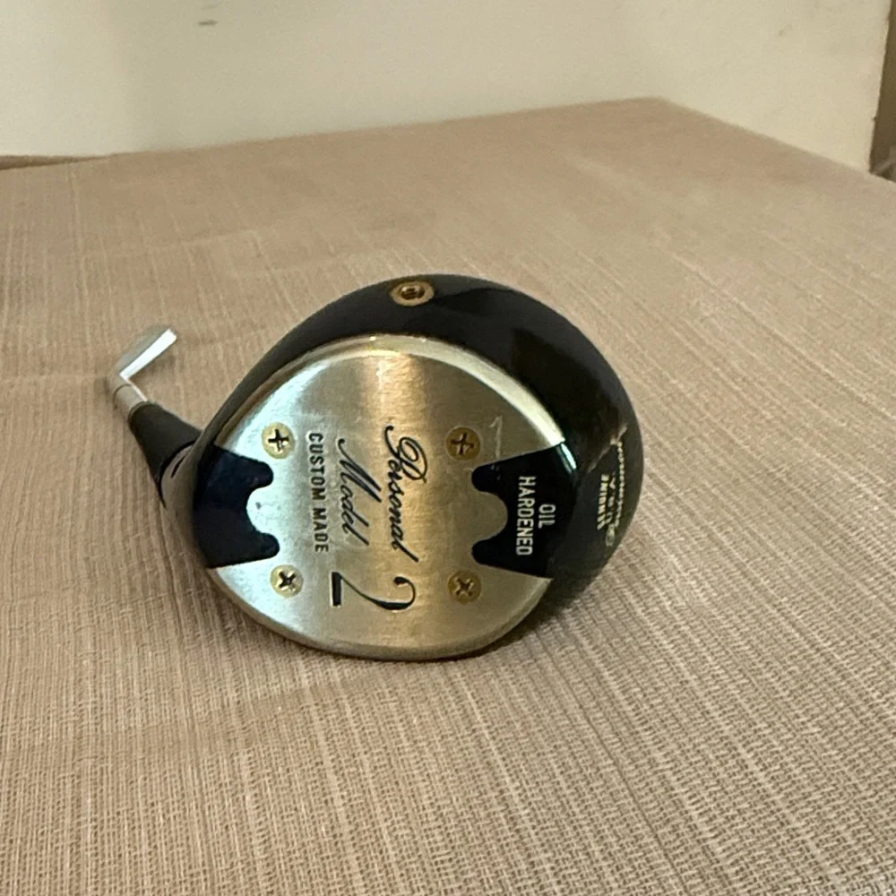 Sleek Black Golf Club Pen and Holder